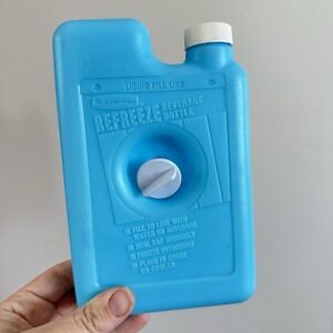 Rubbermaid Gott Cooler Refreeze Screw-In Water Bottle 8278